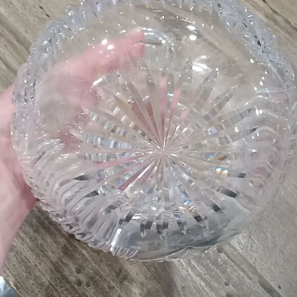 Vintage crystal wine/water decanter with no brand 3" opening 8" tall - Picture 3 of 3